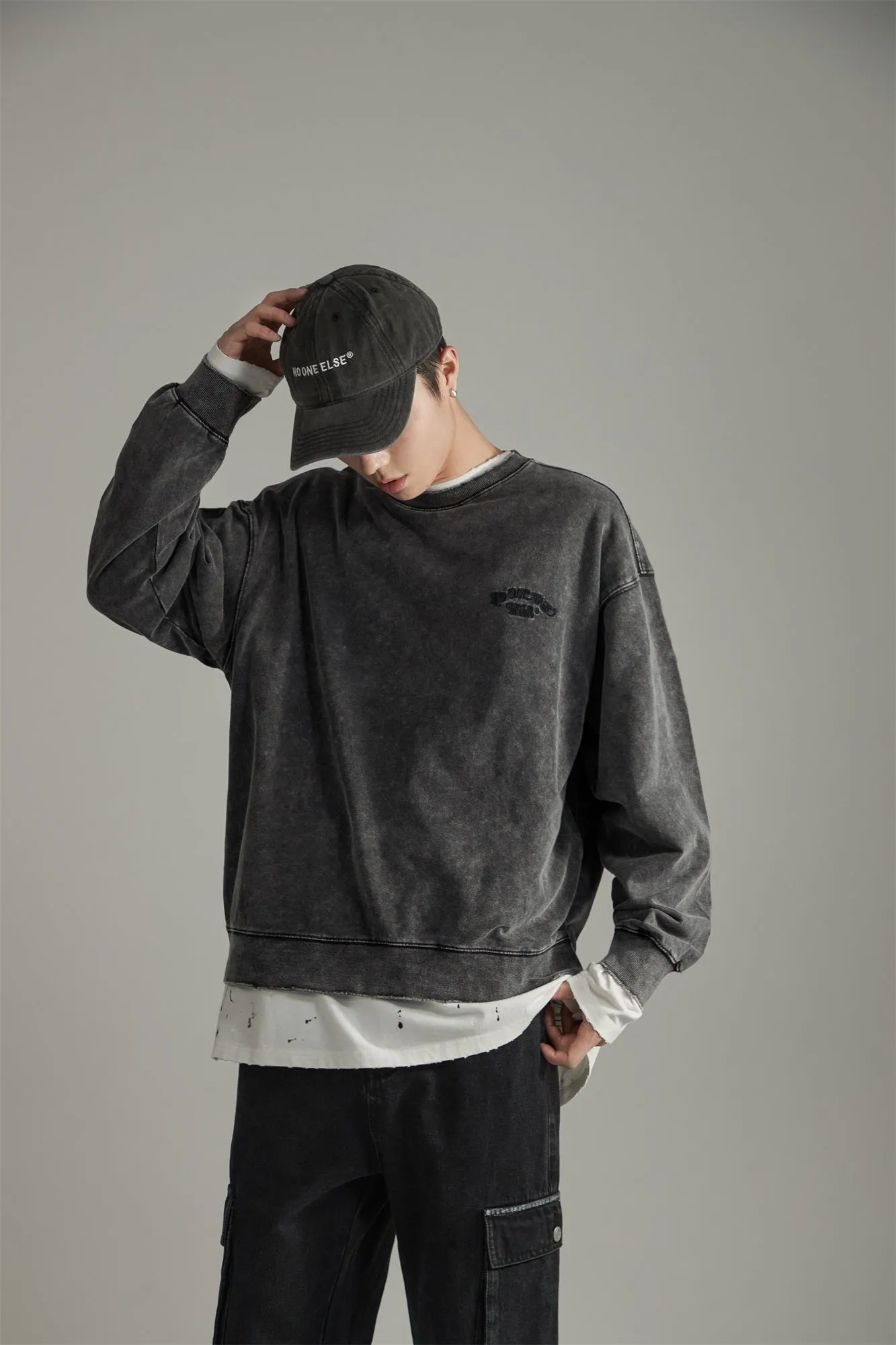 Basic Embroidery Overfit Sweatshirt