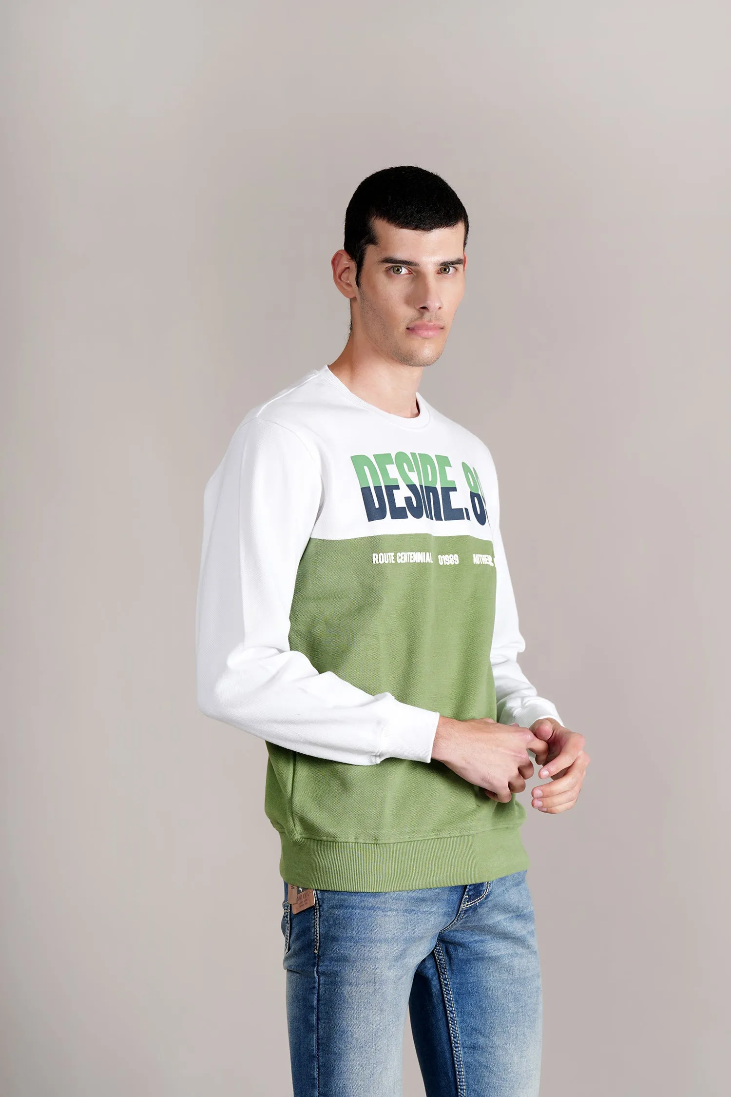 Men's Green Printed Full Sleeves Round Neck T-shirt