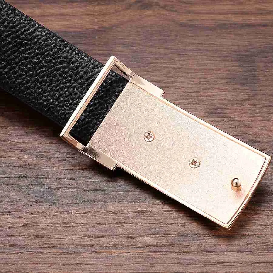 Minimalist Horse Metal Buckle Leather Belt